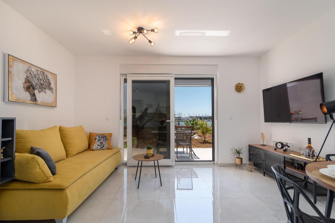Infinity Residence Τρογκίρ Εξωτερικό φωτογραφία