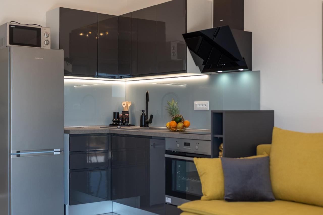 Infinity Residence Τρογκίρ Εξωτερικό φωτογραφία