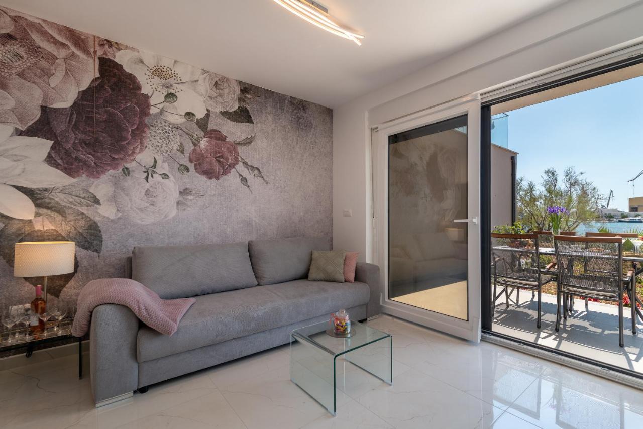 Infinity Residence Τρογκίρ Εξωτερικό φωτογραφία