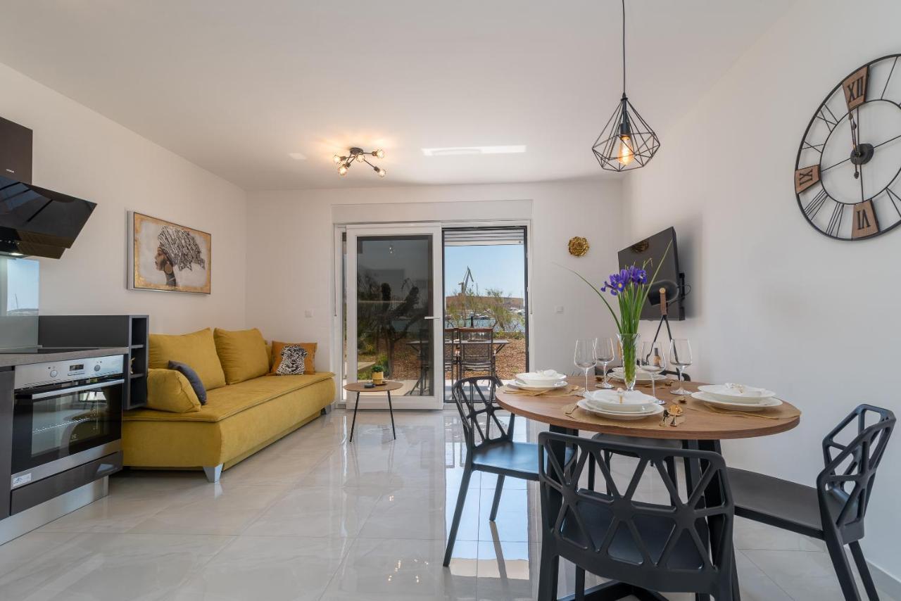 Infinity Residence Τρογκίρ Εξωτερικό φωτογραφία